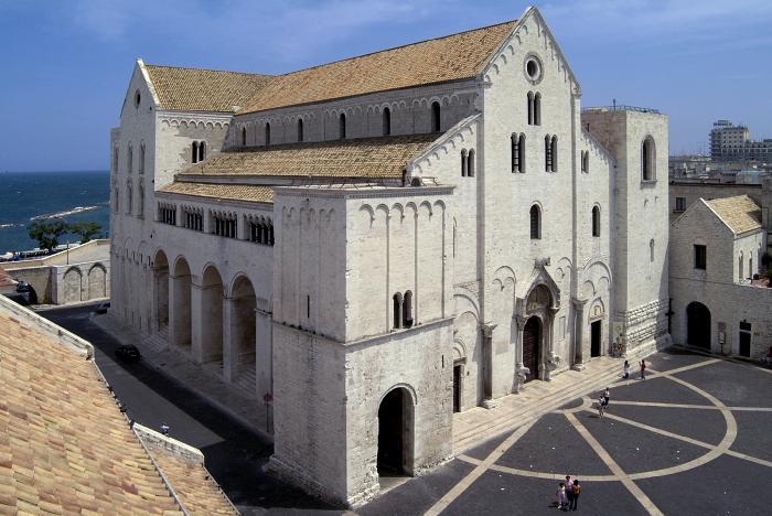 Basilica di San Nicola, Bari - Itinerario in bicicletta